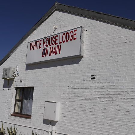 White House Lodge On Main Beaufort West Exterior photo